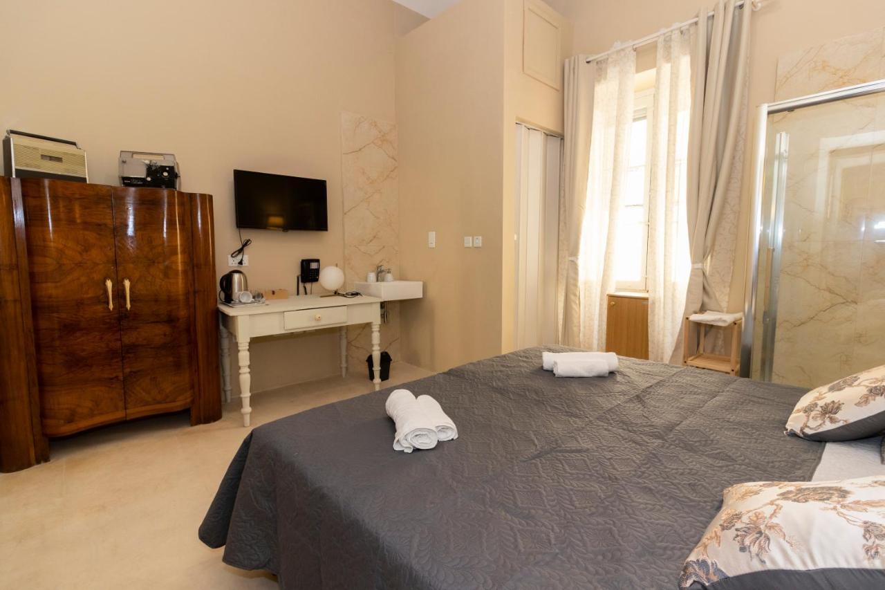 Casa Ricca Bed & Breakfast เซนต์พอลส์เบย์ ภายนอก รูปภาพ