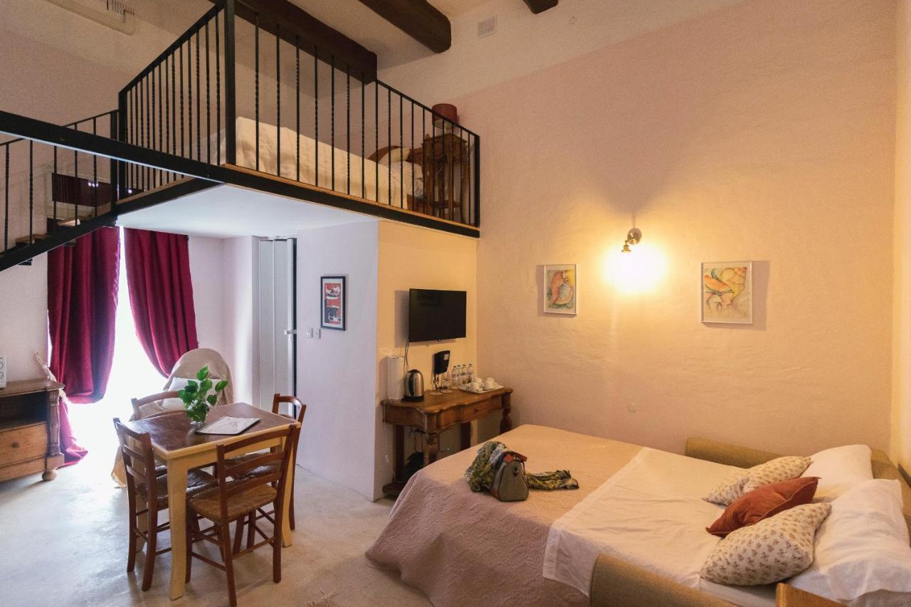 Casa Ricca Bed & Breakfast เซนต์พอลส์เบย์ ภายนอก รูปภาพ