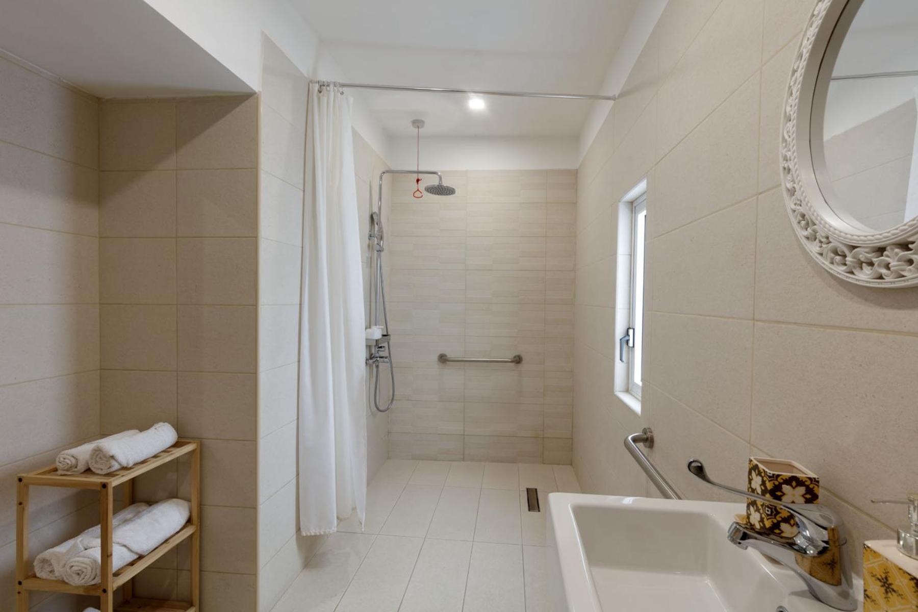 Casa Ricca Bed & Breakfast เซนต์พอลส์เบย์ ภายนอก รูปภาพ